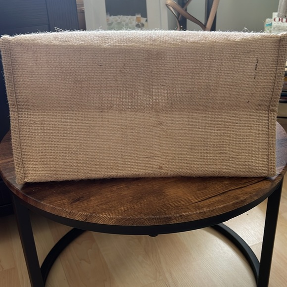 Meridian Farm Market Big Tote, Nylon Sturdy Handles with plastic coating inside - Picture 5 of 6